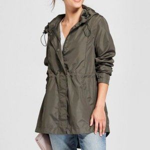 Lightweight water resistant jacket (M)